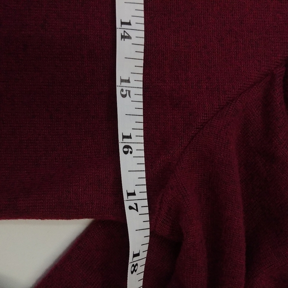 ✨3 for $30✨ Soft Ruched Shoulder Sweater NWOT - Picture 8 of 9